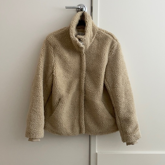 H&M Teddy Coat - Picture 1 of 6